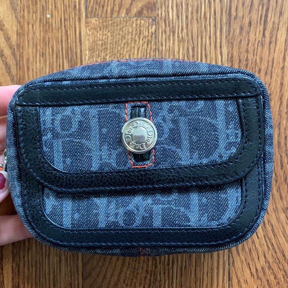 Christian Dior Flight Zip Pouch - Picture 2 of 10
